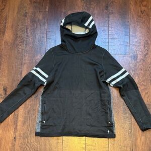 Women’s Smartwool super warm insulated pullover with full neck hoodie size XL